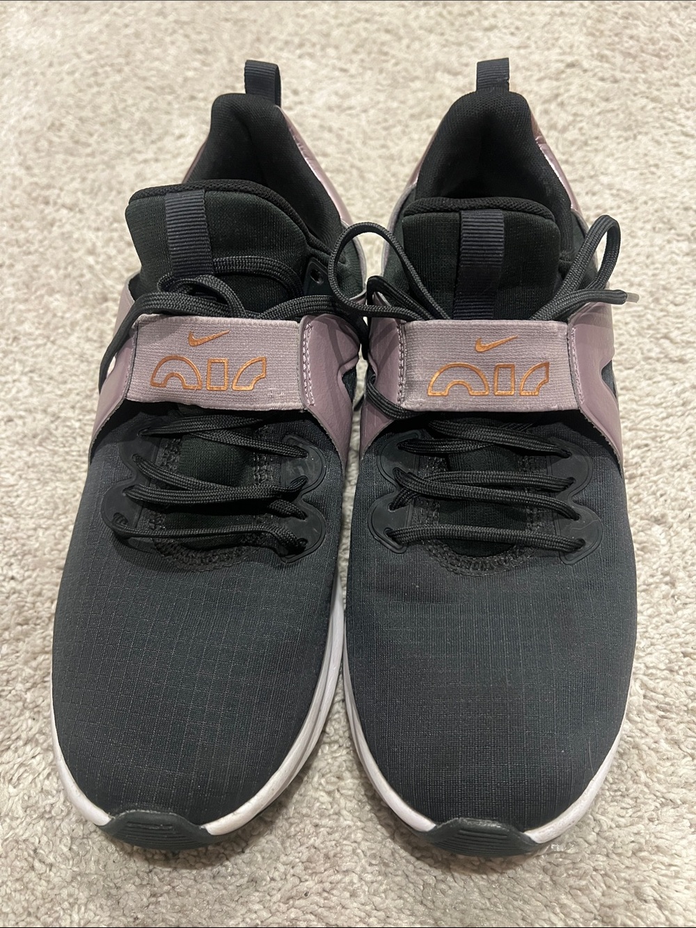 Nike Women’s Black and Mauve Training Sneakers with Gold Logo